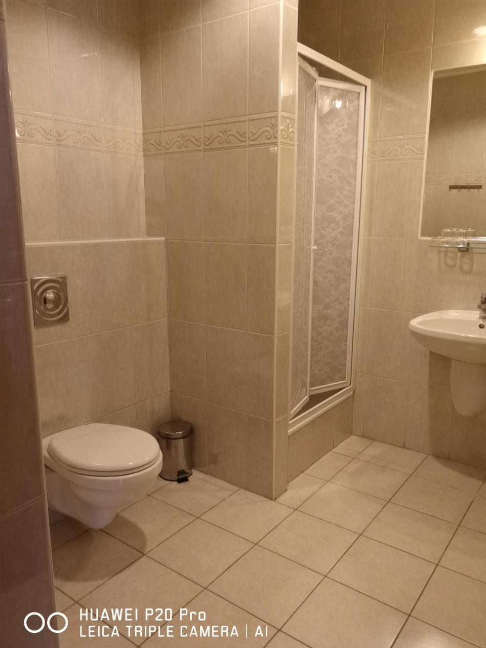 Vida Apartman Шарвар Экстерьер фото